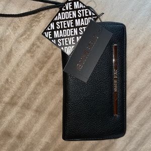 Steve Madden wallet